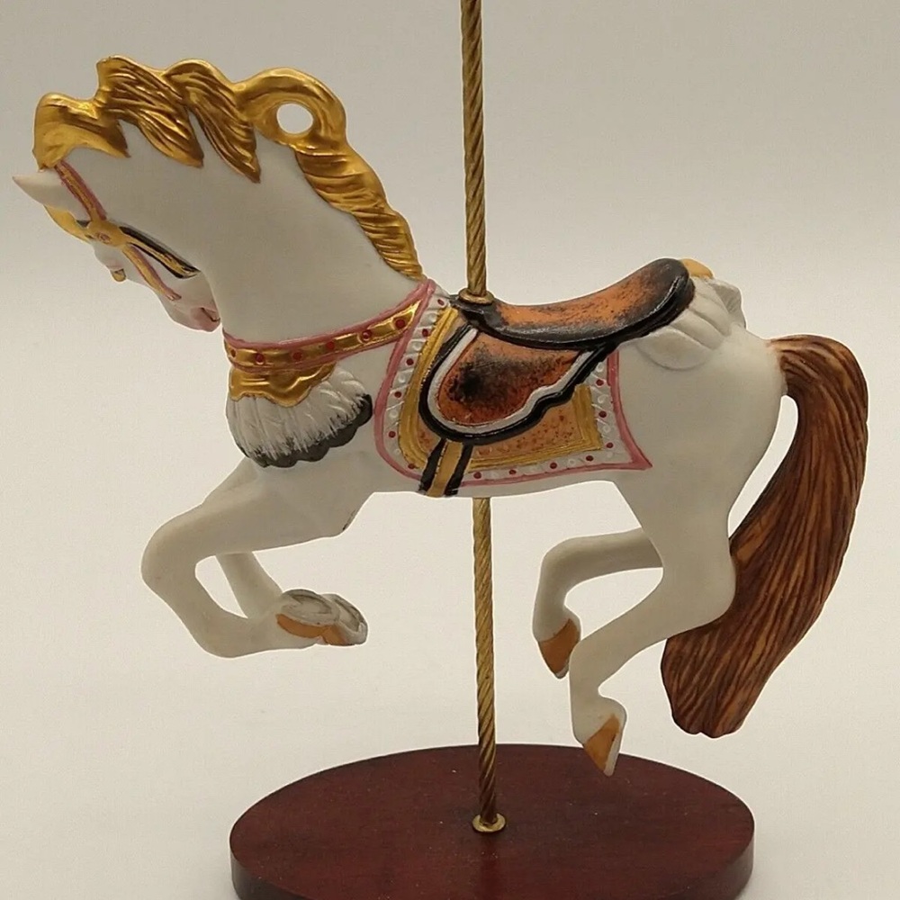 Faberge - Picture 2 of 6